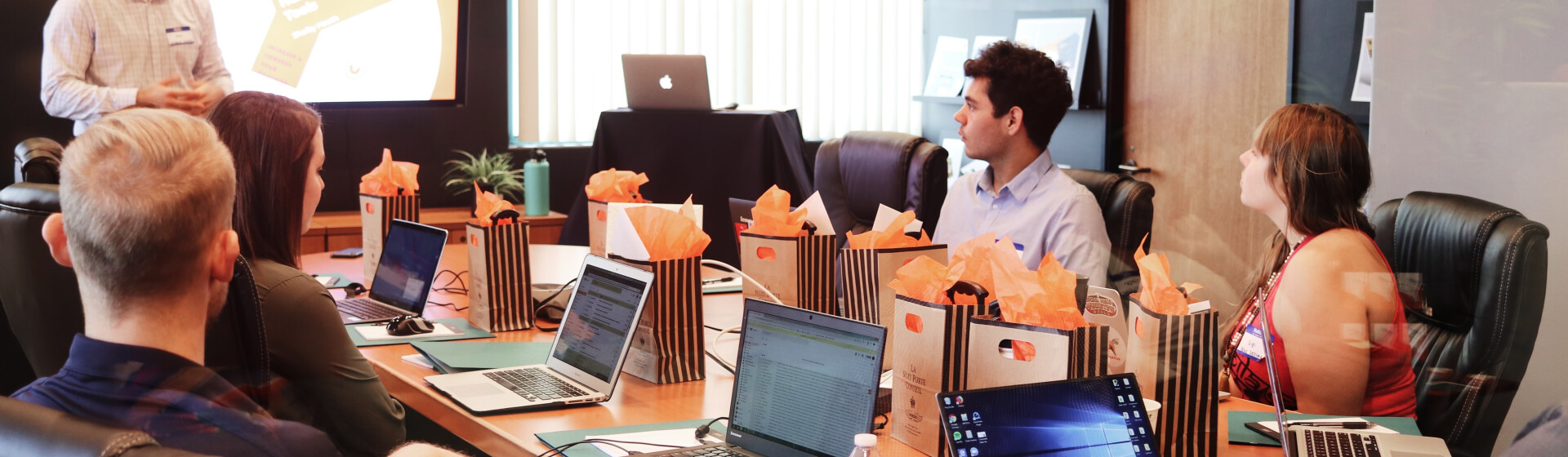 Digital Marketing Coach Template Video Img